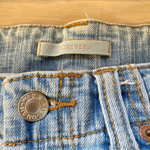 FOREVER 21 Distressed Frayed Mini Denim Skirt Womens Waist 29 inch Medium - Picture 10 of 15